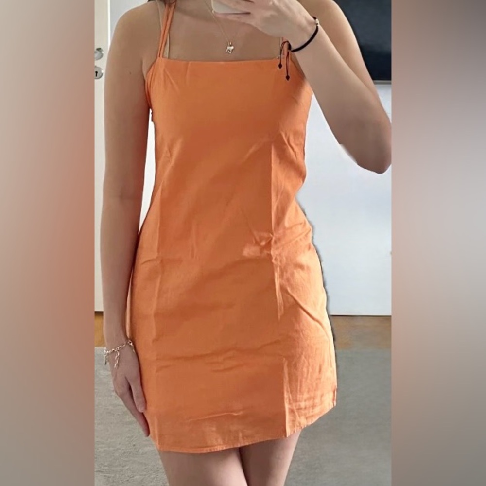 H&M sleeveless mini dress perfect for Summer, Sz Medium